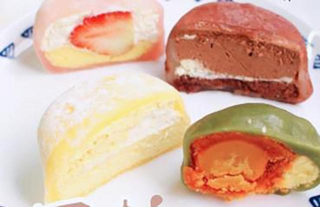 罗森冰皮月亮蛋糕，罗森便利店冰皮月亮蛋糕（便利店两大巨头罗森和全家的对抗图片）