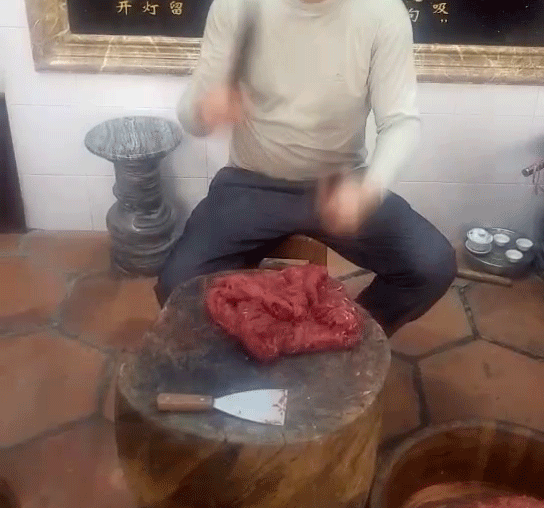 牛胸口油是哪个部位，牛胸口油是哪个部位图片（对于吃牛的种种讲究）