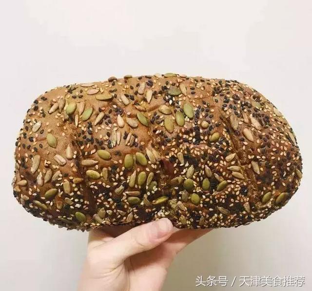 简单好听的烘焙店名字360个 洋气一点的烘焙店名字，简单好听的烘焙店名字360个（这12家好吃的面包店必须推荐给你呀）