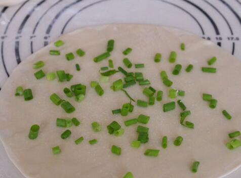 圖片[15]-【蔥油餅】做法步驟圖 20年經驗大叔  蔥香四溢 口感松脆有層次-起舞食譜網