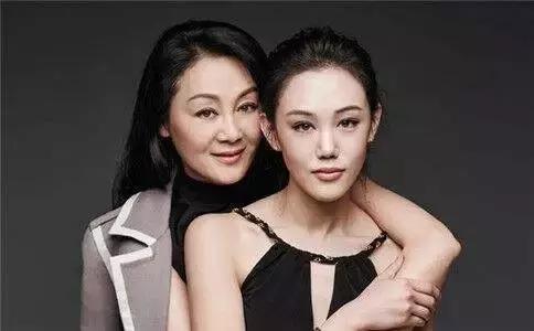 王姬老公高峰资料，王姬老公（现实中为给儿子治病她曾放弃事业）