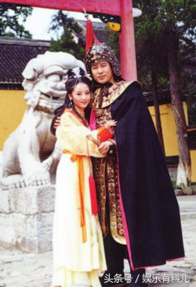 王佩瑜和老公照片，王佩瑜是男是女（《上错花轿嫁对郎》四主演三人是二婚）
