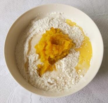 圖片[9]-【南瓜發(fā)糕】做法步驟圖 28年的師傅教你 不用揉面 無(wú)需排氣-起舞食譜網(wǎng)