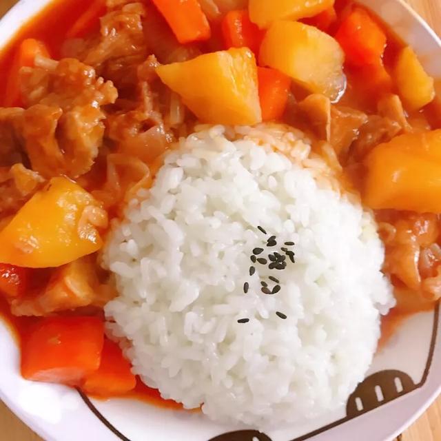 芝士番茄牛肉烩饭，简单零失败的番茄红烩牛腩饭