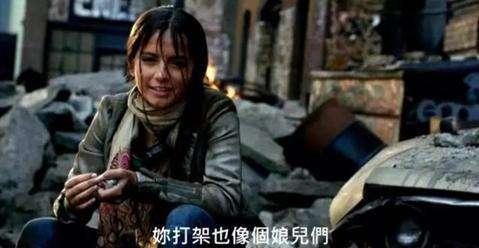 变形金刚女主角名字，变形金刚4女主角（《变形金刚》系列电影美女主角依次有哪几位）