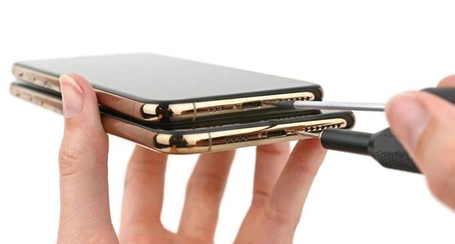 iphonexs拆解主板，iPhoneXS和Max拆机对比