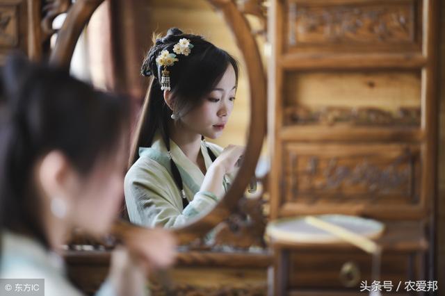 小葱拌豆腐歇后语的下一句，小葱拌豆腐歇后语的下一句是什么（农村经典歇后语，你还记得多少）