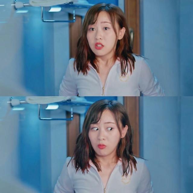 夏天乔小乔小说叫什么名字，有夏天和乔小乔的小说叫啥名（《护花高手在都市》乔小乔我能捏捏你的脸吗）