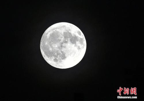 月亮十六圆代表什么，今年中秋月25日上午最圆