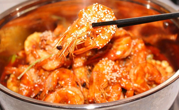 海鲜火锅底料的做法，火锅底料怎么做海鲜（价值千万的底料配方虾吃虾涮）