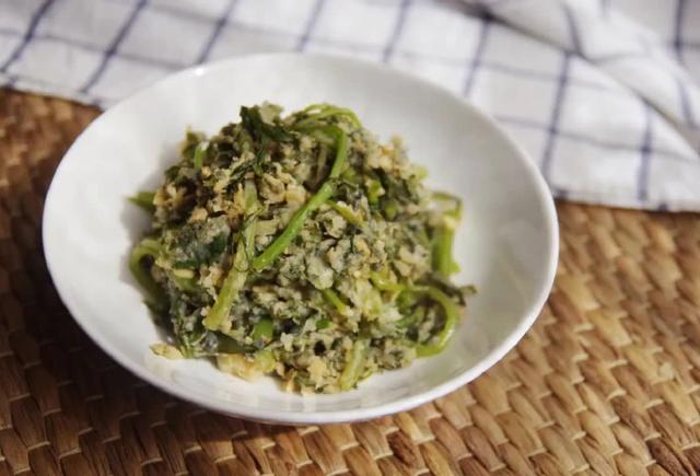 粉蒸茼蒿怎么做，粉蒸茼蒿怎么做好吃窍门（尝到蔬菜本来的味道）