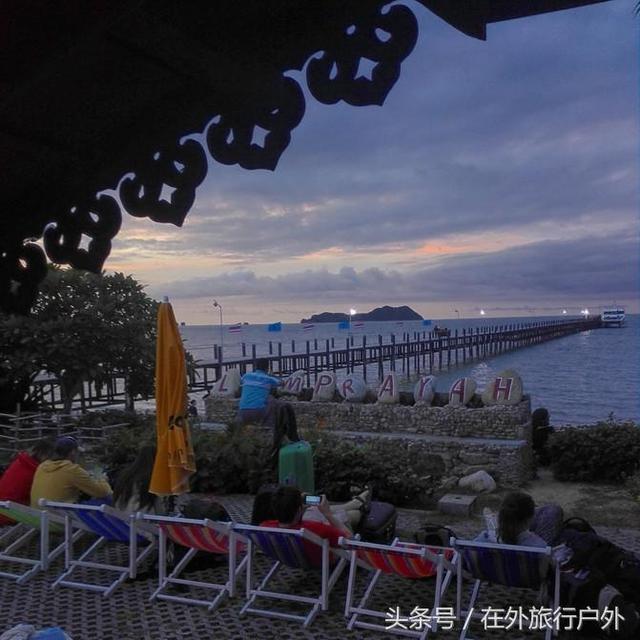 潜泳怎么潜下去，怎么潜到水下游泳（“潜水”入门级攻略）