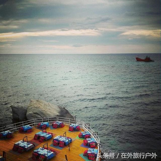 潜泳怎么潜下去，怎么潜到水下游泳（“潜水”入门级攻略）