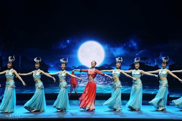 贵州阳朔游必去景点旅游攻略，阳朔旅游攻略必去景点（来阳朔怎么能不去桂林千古情景区）