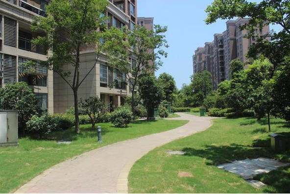 不适合住别墅的6类人，物业将业主分三六九等