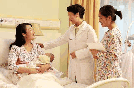 红姨是什么梗，红姨恐怖图片（高龄产妇出了产房）