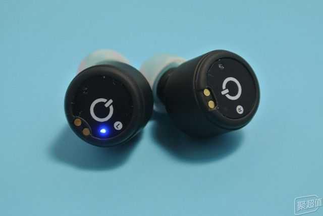 耳机lr哪边是左右，耳机l和r哪边是左哪边是右（AS不倒翁真无线音乐耳机）