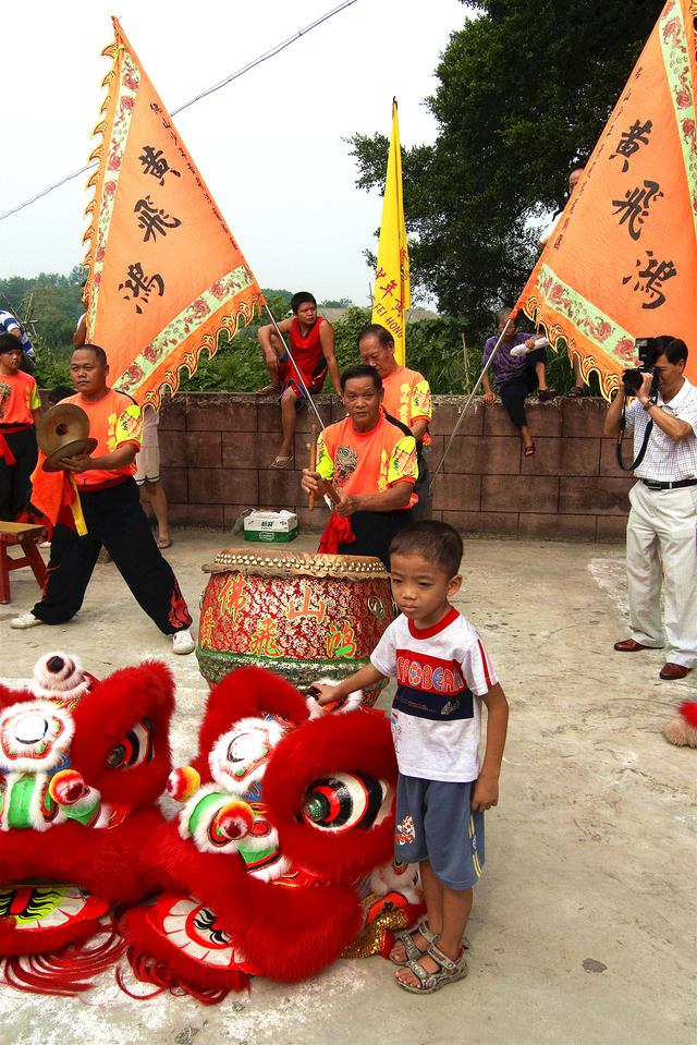 极具特色的佛山舞狮文化，佛山舞狮文化介绍（广东佛山祖庙中的民族传统体育娱乐活动——舞狮）