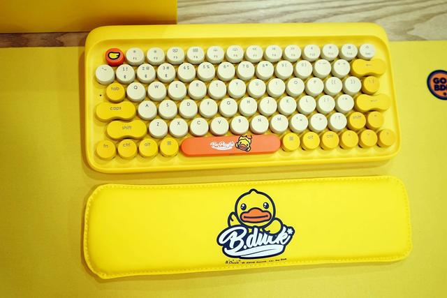 洛斐dot蓝牙机械键盘使用说明，洛斐DOT小黄鸭机械键盘体验