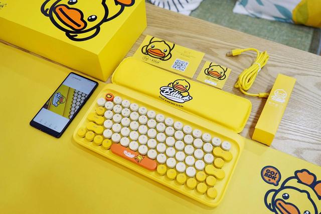 洛斐dot蓝牙机械键盘使用说明，洛斐DOT小黄鸭机械键盘体验