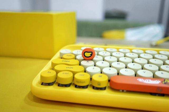 洛斐dot蓝牙机械键盘使用说明，洛斐DOT小黄鸭机械键盘体验