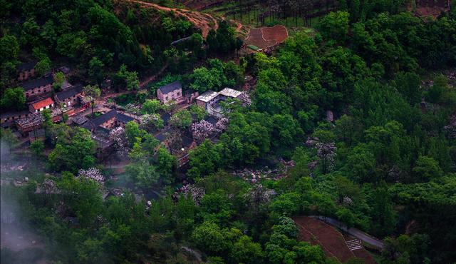 河南的旅游景点，河南适合旅游的景点（河南最值得去的十大旅游景点）