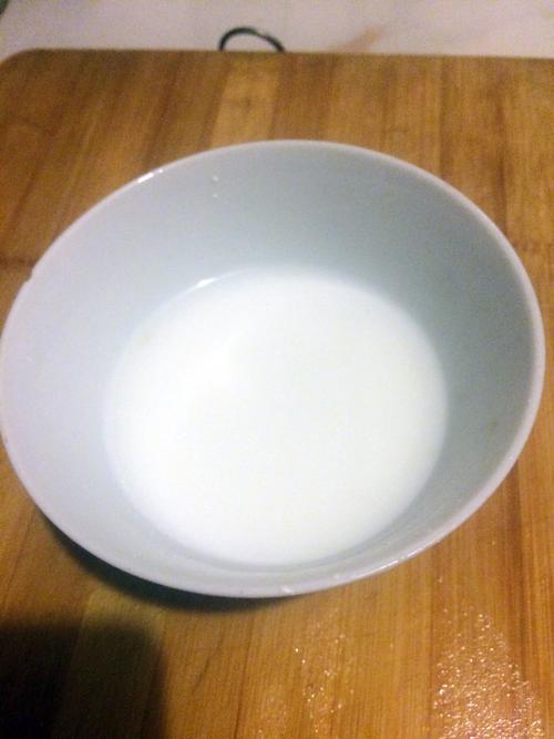 怎么勾芡才能使汤汁粘稠，做菜时勾芡是怎么勾的（多数人都没做对这步）