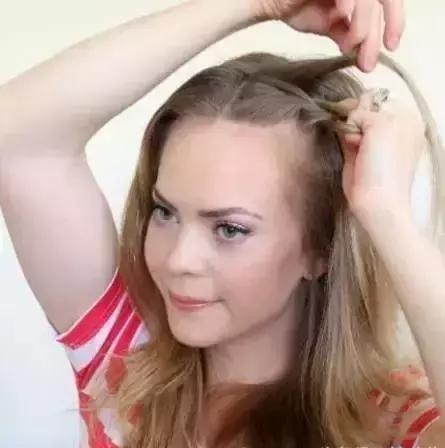 赵丽颖同款的短发侧边麻花辫，教你甜美教你萌之赵丽颖同款“杨桃辫”