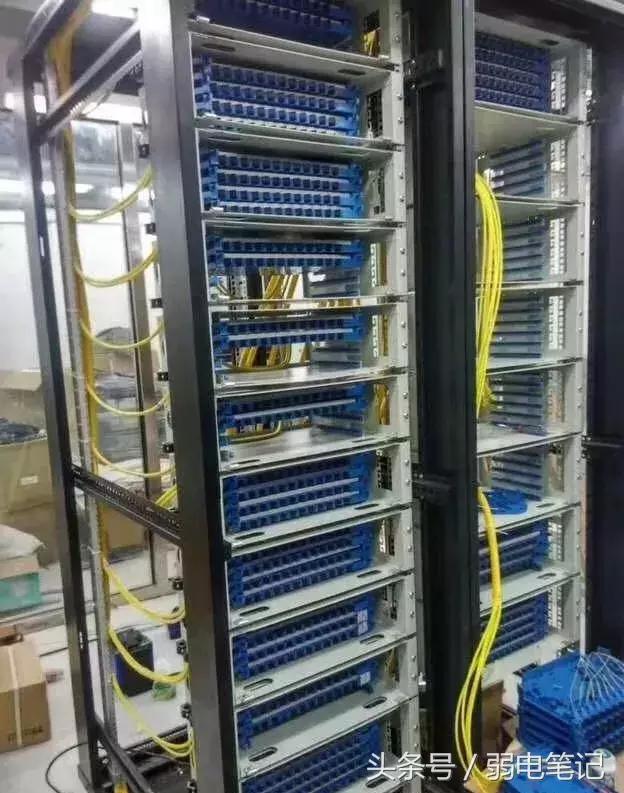 光纤收发器tx和rx，光纤收发器tx和rx什么意思（光纤收发器的六个指示灯都代表什么意思）
