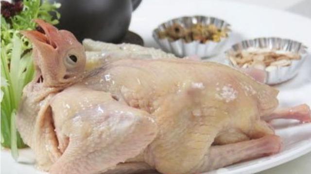 产后鸽子汤的做法，产后月子鸽子汤怎么做（最正确的鸽子汤做法）