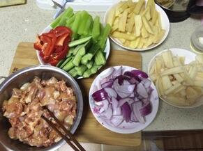 图片[2]-【川味干锅兔】做法步骤图 地道  保证吃了还想吃 老公的下酒菜-起舞食谱网