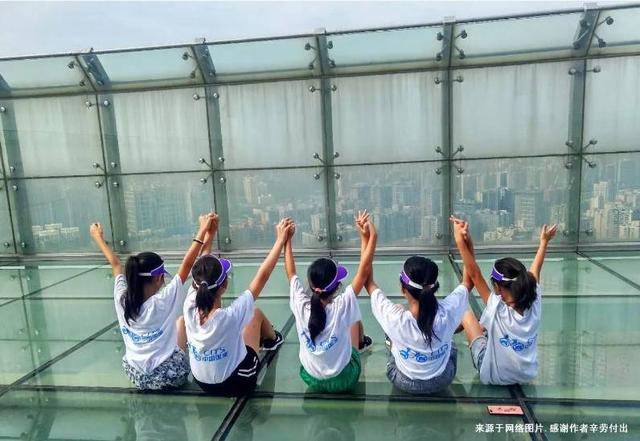 西安电视塔有多高，西安电视塔有多高多少米（感受玻璃平台带来的刺激和心跳）