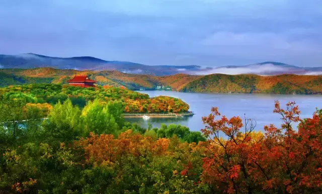 镜泊湖门票多少钱一张，镜泊湖门票多少钱一张包括哪些地方（国庆镜泊湖门票优惠购）