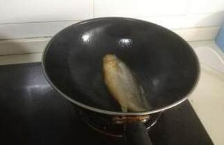 圖片[2]-【紅燒黃魚】做法步驟圖 顏值一流 營養又美味-起舞食譜網