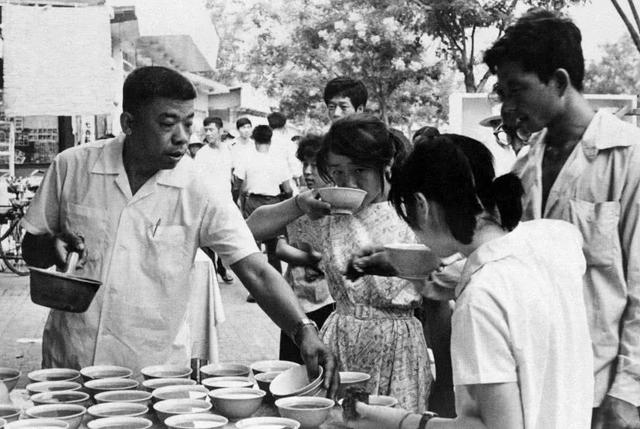传统大碗茶的制作方法，大碗茶的讲究（大碗茶——改革开放的同龄人）