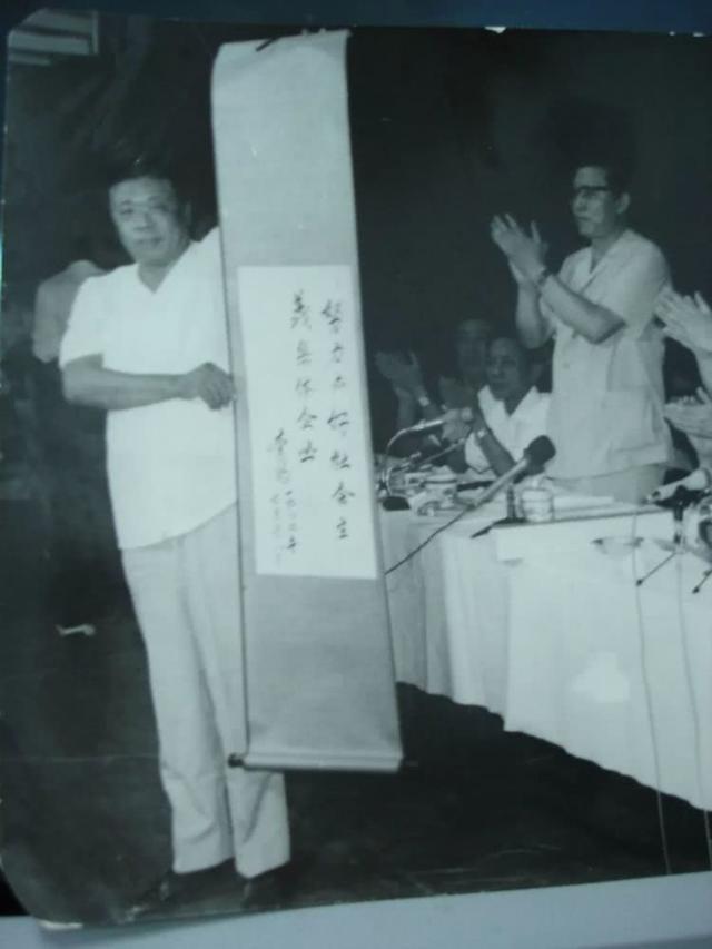 传统大碗茶的制作方法，大碗茶的讲究（大碗茶——改革开放的同龄人）