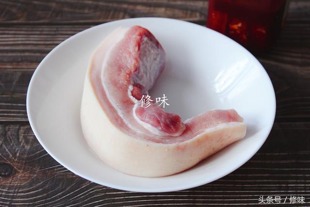 腐乳肉怎么做要简单的做法，腐乳肉怎么做要简单的做法窍门（腐乳肉的传统做法）