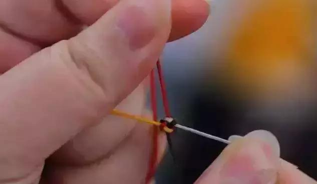  文玩手串怎么系绳，文玩手串编绳打结方法（文玩手串的5种打结方式） 