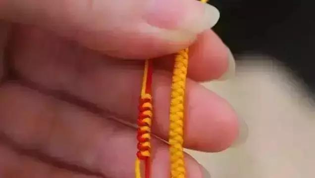  文玩手串怎么系绳，文玩手串编绳打结方法（文玩手串的5种打结方式） 