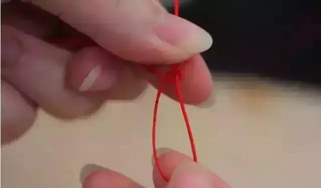 文玩手串怎么系绳，文玩手串编绳打结方法（文玩手串的5种打结方式） 