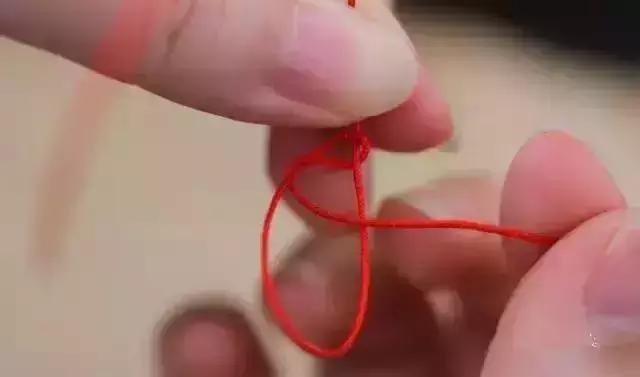  文玩手串怎么系绳，文玩手串编绳打结方法（文玩手串的5种打结方式） 