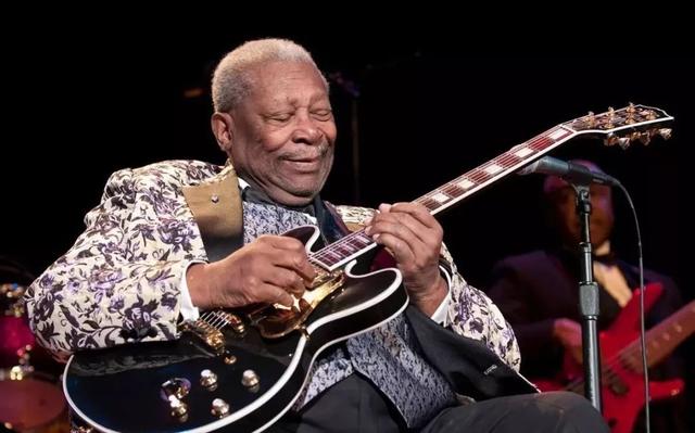 solo是什么意思，solo什么意思（如何练就属于自己的吉他solo）