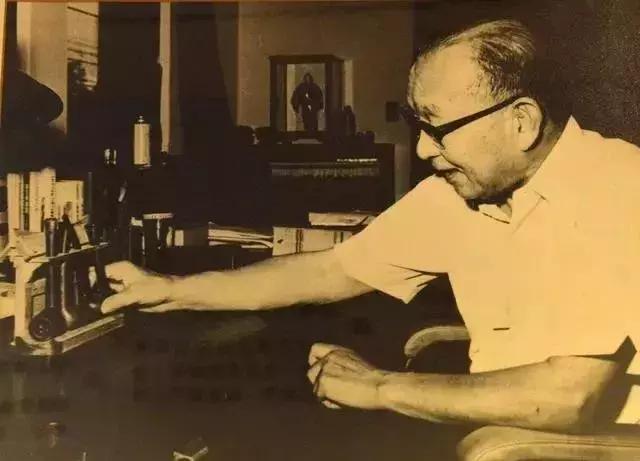 英语学习方法总结，学英语的方法（林语堂先生耗尽一生总结出来的8条英语学习要诀）