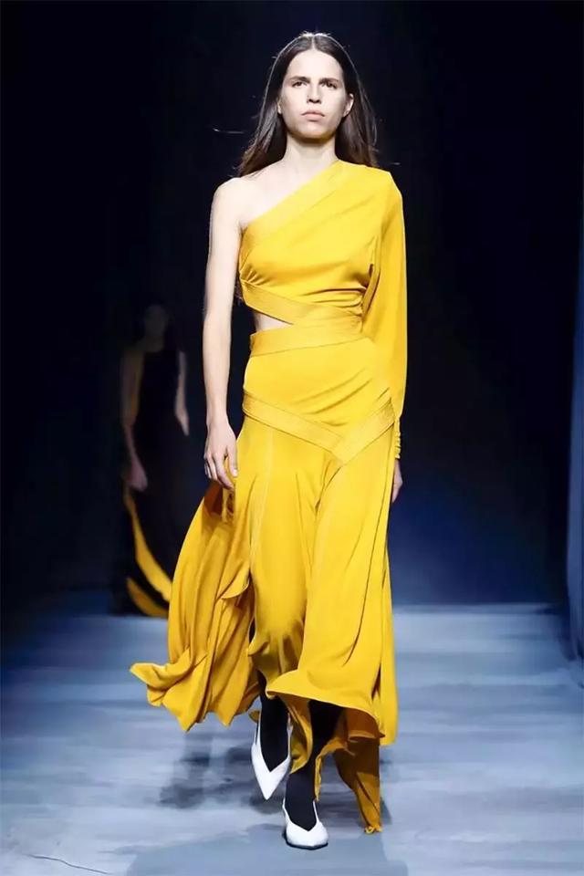 givenchy是什么牌子,givenchy品牌创立和历史(只有Givenchy这个牌子) givenchy是什么牌子,givenchy品牌创立和历史(只有Givenchy这个牌子)