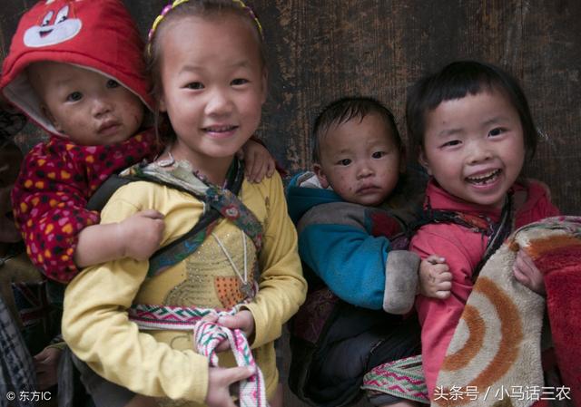 看面相判断生男生女，看面相怎么看生男生女（男孩看额头女孩看下巴来判断命运）