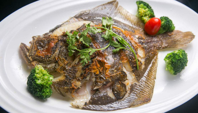 多宝鱼怎么做才好吃，多宝鱼蒸多久（爱吃多宝鱼的一定要收藏）