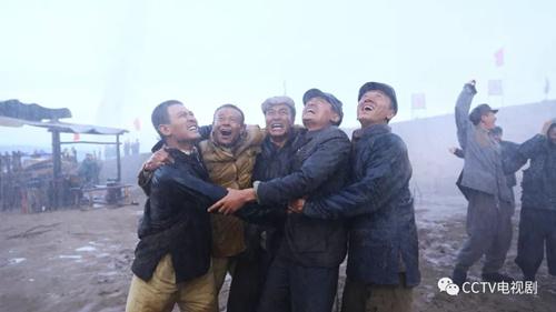 右玉和她的县委书记们演员表，右玉和她的县委书记们剧情介绍分集（《右玉和她的县委书记们》10月2日登陆CCTV-1）