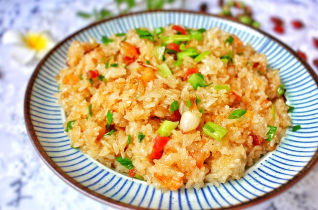 糯米怎么做才好吃，糯米怎么做好吃的简单方便（看了才知道做法这么简单）