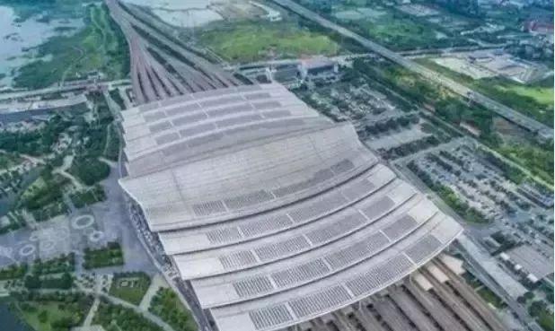 明月山机场在哪停车，明月山机场停车场怎么收费（32个光伏电站、光伏机场、光伏火车站大赏）