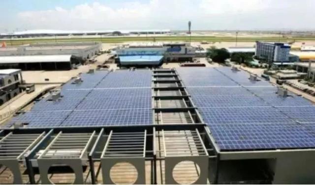 明月山机场在哪停车，明月山机场停车场怎么收费（32个光伏电站、光伏机场、光伏火车站大赏）